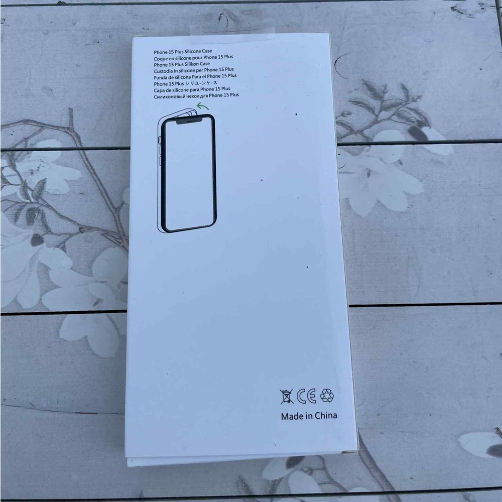 Clear iPhone 15 plus Case - Picture 5 of 5